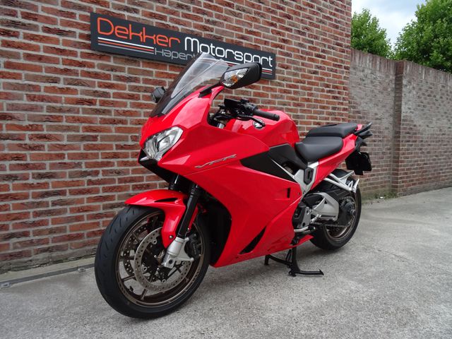 honda - vfr-800-f-vtec-abs