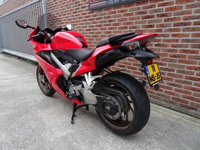 honda - vfr-800-f-vtec-abs