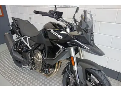 SUZUKI V-STROM 800 – foto 4