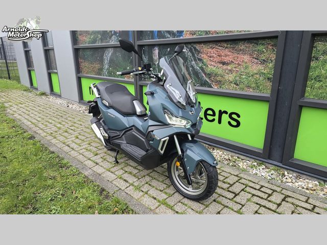 sym - adx-125