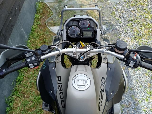 bmw - r-1200-gs-adventure