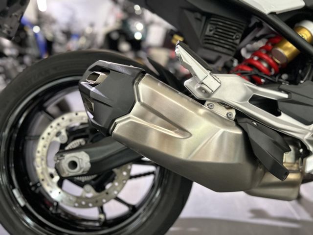 bmw - f-900-r