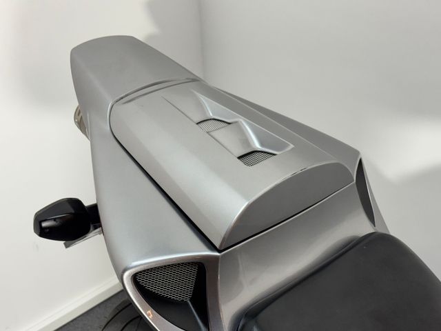 honda - cbr-1000-rr-fireblade