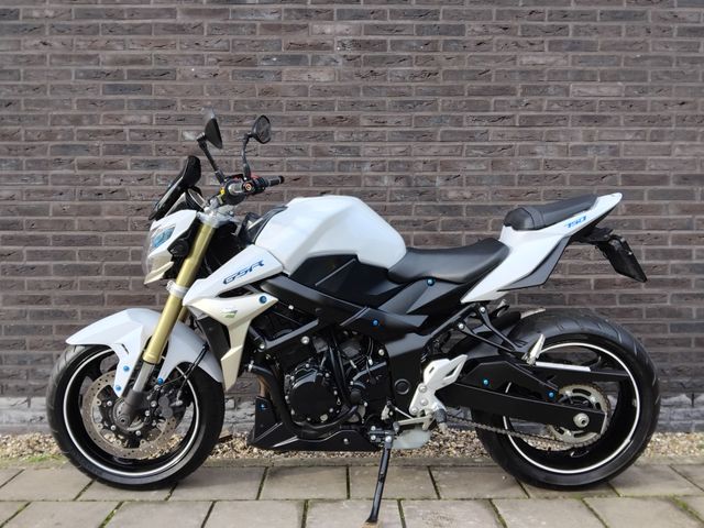 suzuki - gsr-750-a