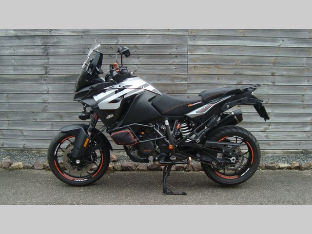 ktm - 1290-super-adventure-s