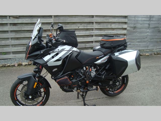 ktm - 1290-super-adventure-s