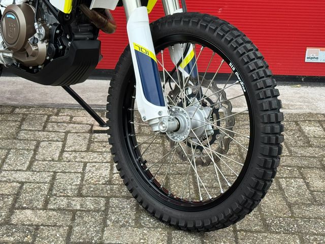 husqvarna - 701-enduro