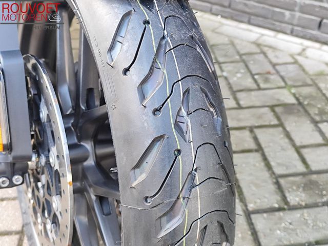 triumph - tiger-explorer-xrx-low
