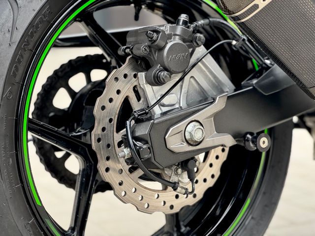 kawasaki - z-800-abs