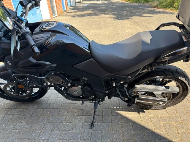 suzuki - v-strom-650-a-black