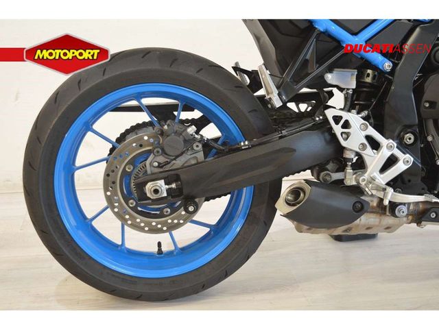suzuki - gsx-8s
