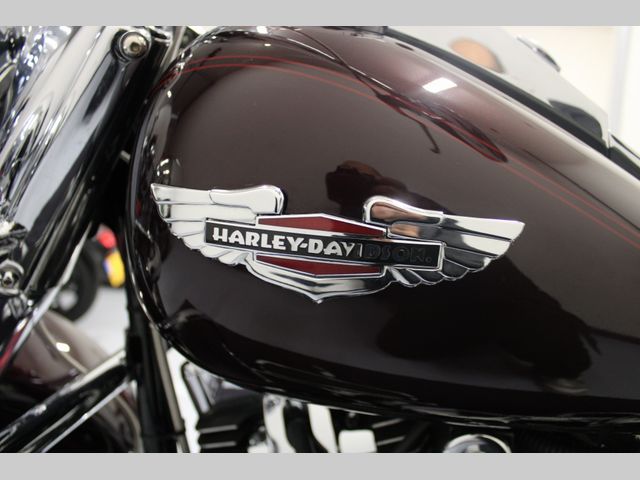 harley-davidson - deluxe--heritage-special-flstni