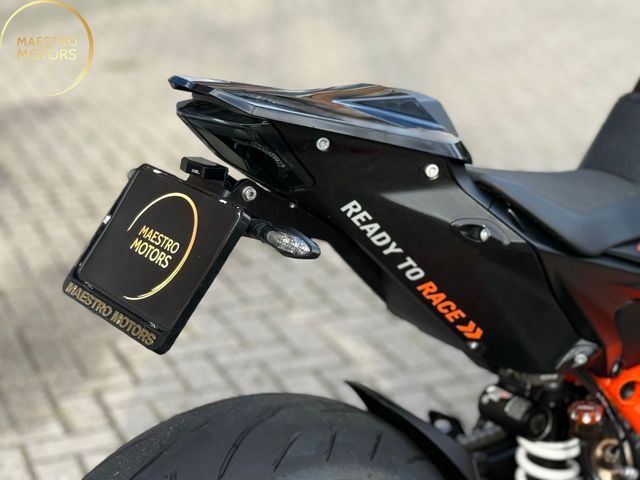 ktm - 1290-super-duke-r