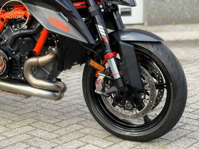 ktm - 1290-super-duke-r