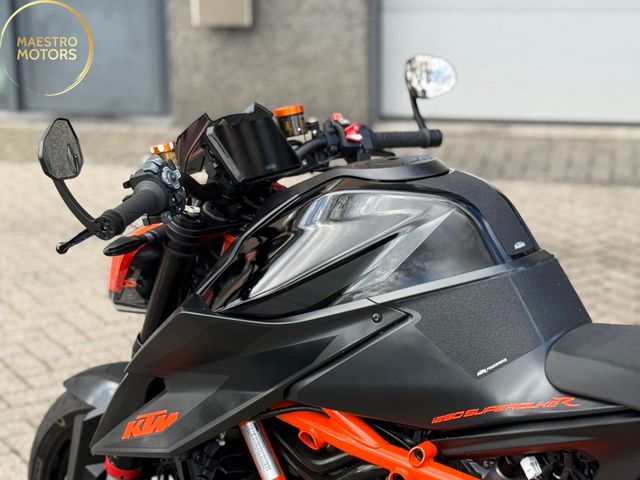 ktm - 1290-super-duke-r