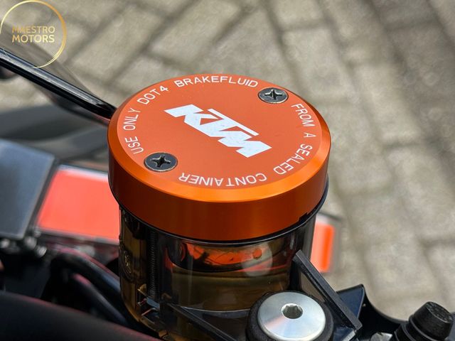 ktm - 1290-super-duke-r