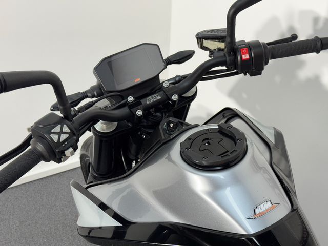 ktm - 790-duke