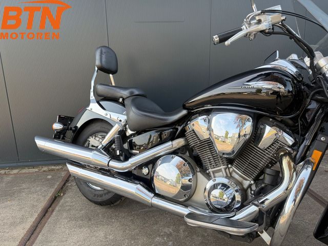 honda - vtx-1800
