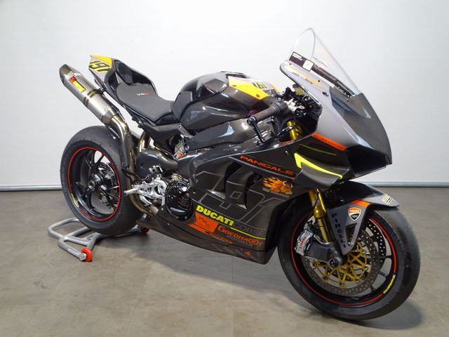 ducati - panigale-v4-r