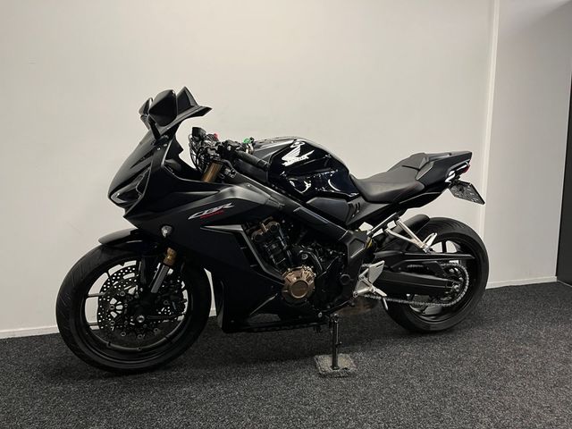 honda - cbr-650-r