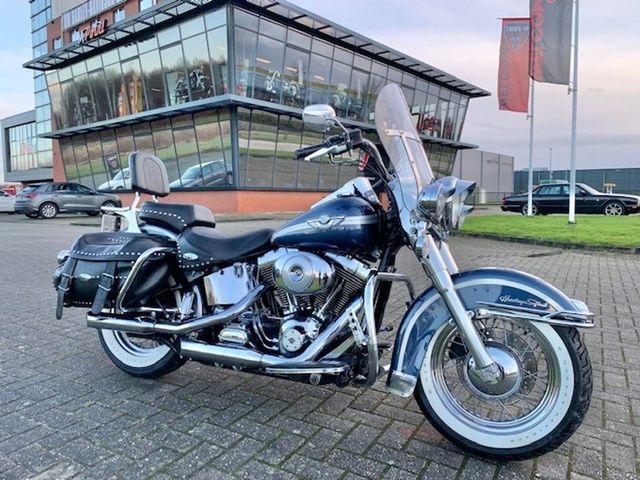 harley-davidson - heritage-softail-classic-flstc