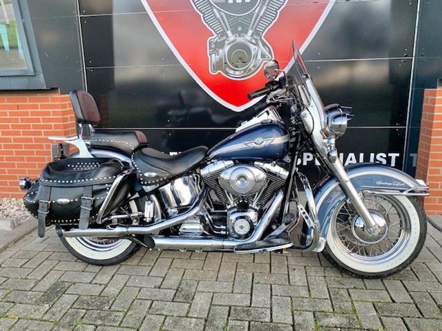 harley-davidson - heritage-softail-classic-flstc