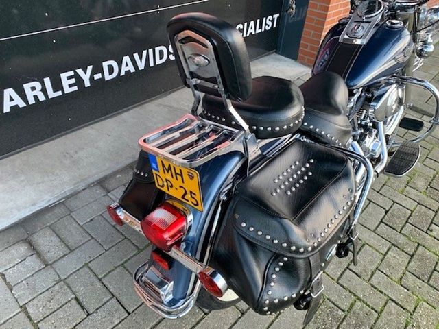 harley-davidson - heritage-softail-classic-flstc