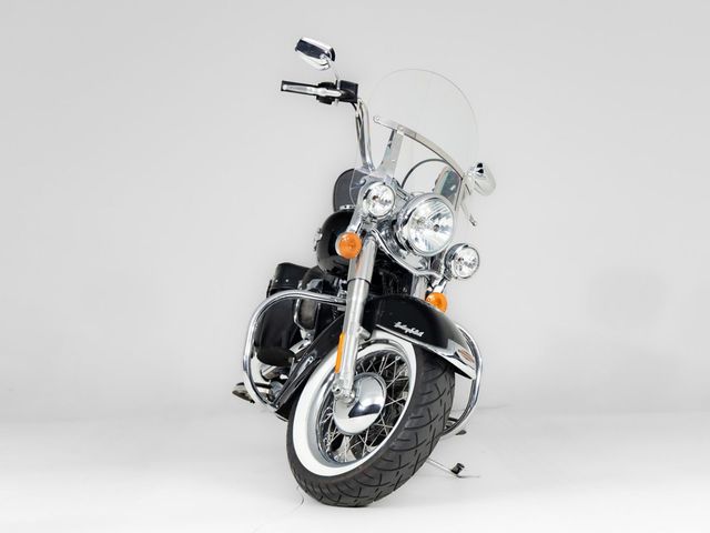 harley-davidson - heritage-softail-classic-flstc