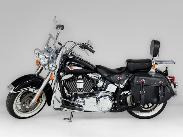 harley-davidson - heritage-softail-classic-flstc