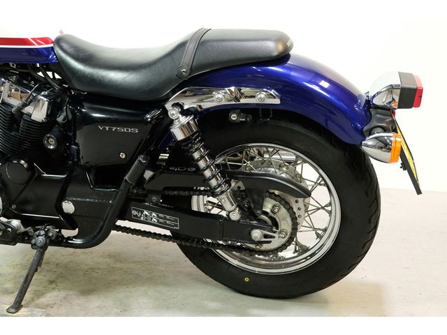 honda - vt-750-s-shadow
