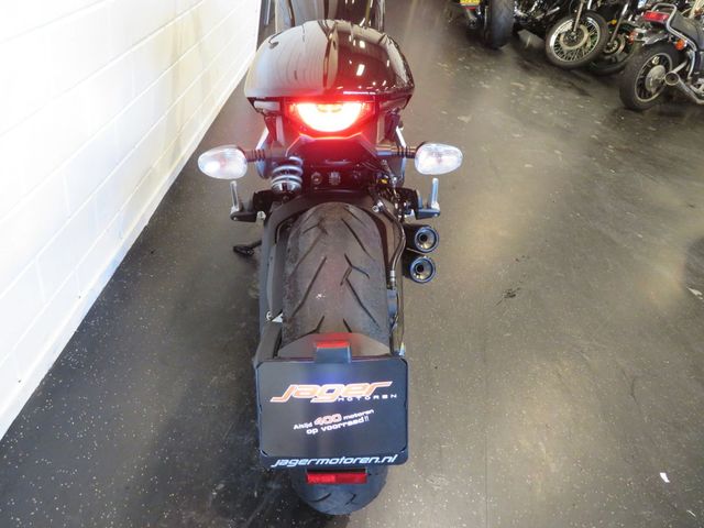 ducati - scrambler-cafe-racer