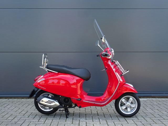 vespa - primavera-125-abs
