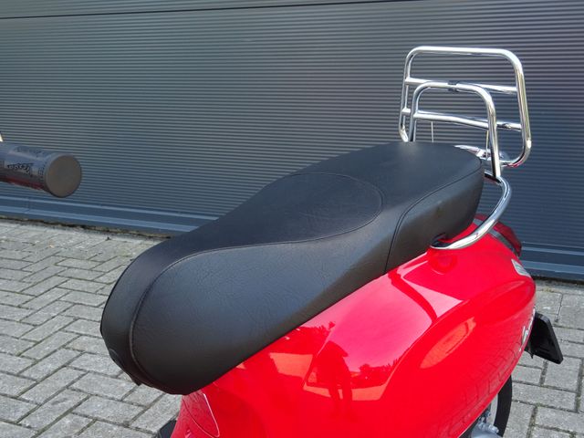 vespa - primavera-125-abs