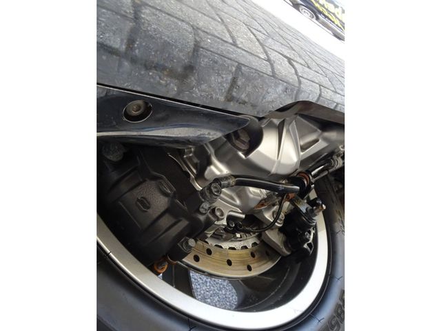 honda - gl-1800-goldwing-dct