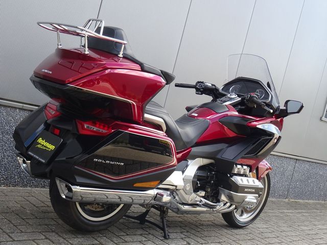 honda - gl-1800-goldwing-dct