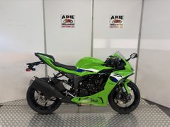KAWASAKI NINJA ZX-6R