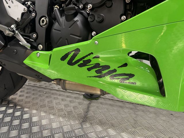 kawasaki - ninja-zx-6r