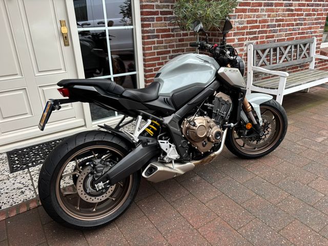 honda - cb-650-r-neo-sports-cafe