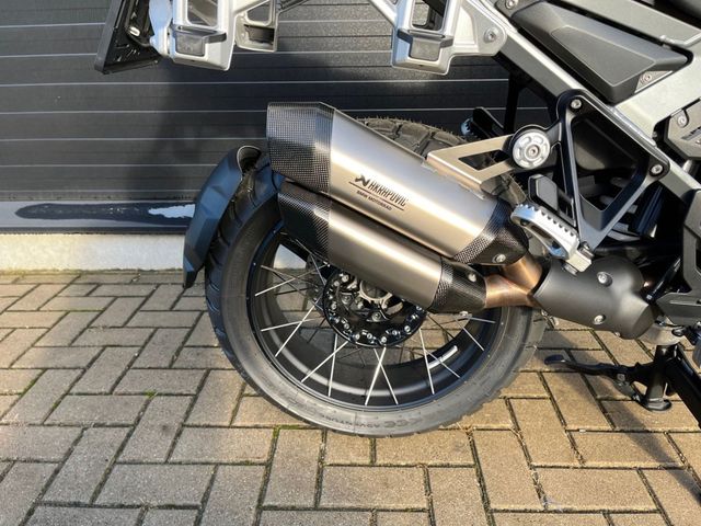 bmw - r-1300-gs-adventure