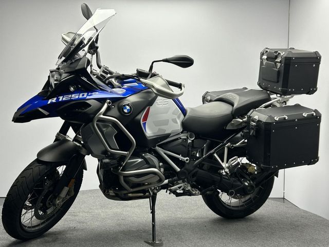 bmw - r-1250-gs-adventure