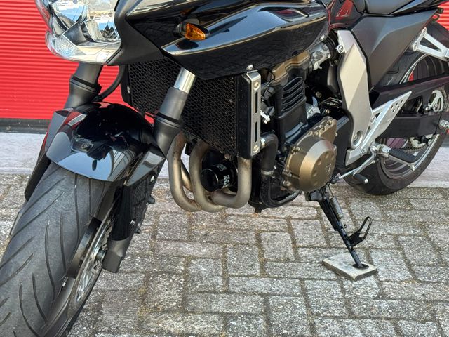 kawasaki - z-750-s