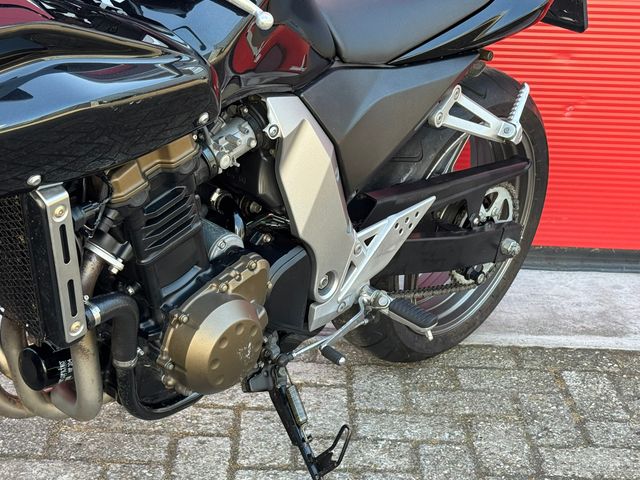 kawasaki - z-750-s