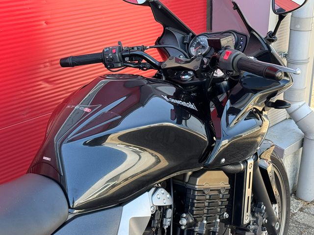 kawasaki - z-750-s
