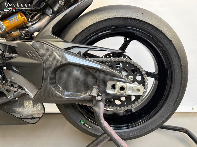 ducati - panigale-v4-s