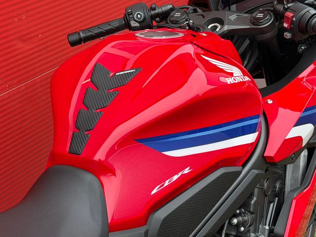 honda - cbr-650-r