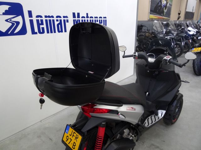piaggio - mp3-300-hpe-sport
