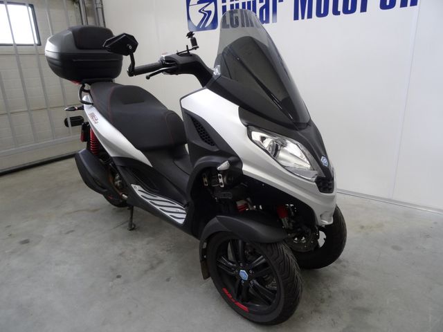 piaggio - mp3-300-hpe-sport