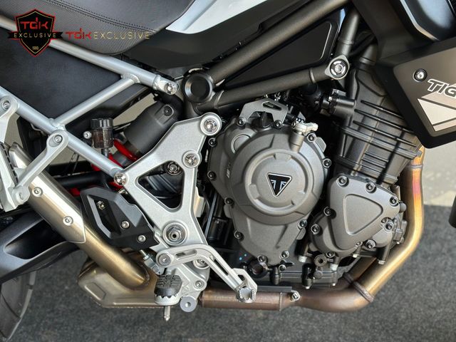 triumph - tiger-1200-gt