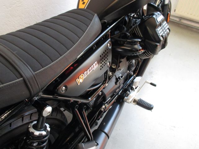 moto-guzzi - v-9-bobber