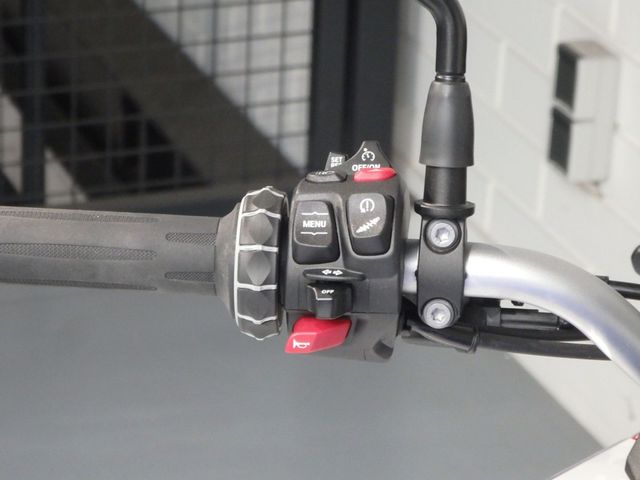bmw - f-750-gs